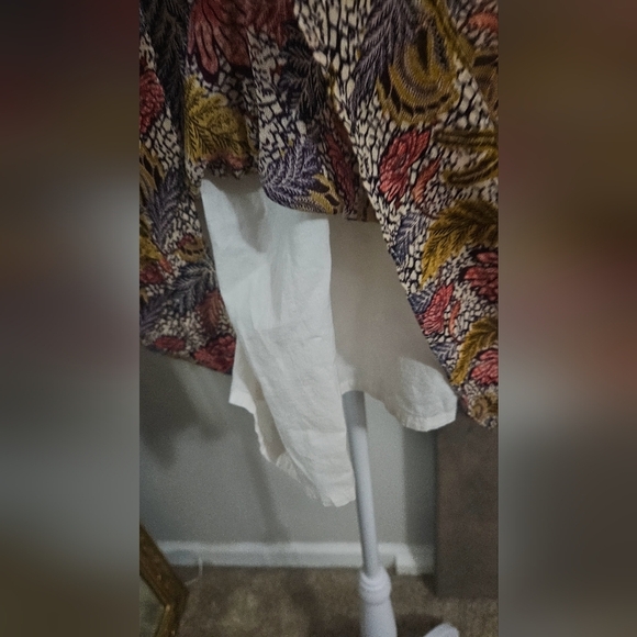 VERB By Pallavi Singhee Follow Multi Color Viscose Georgette PrintedTunic.Size M - Picture 15 of 16